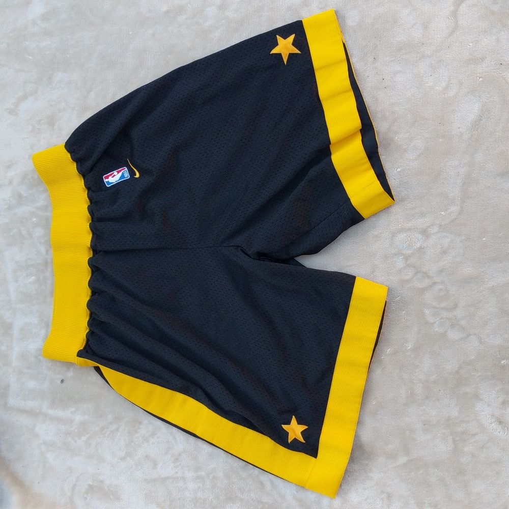 VINTAGE Authentic NIKE Rewind Los Angeles Lakers ‘57 Black NBA Jersey Shorts L